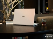 2025新款高性能轻薄本(2025年轻薄本/高性能全能本选购指南（含高性价比笔记本电脑推荐))